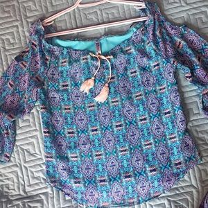 Open-Shoulder Shirt